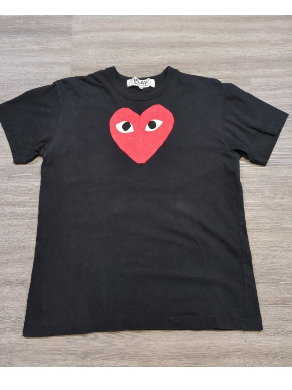 COMME DES GARCONS CDG PLAY Men's XL (Fits Small) Red Heart Black Graphic Shirt